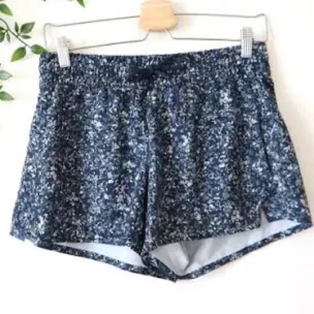 Athleta size 10 athletic pocket shorts